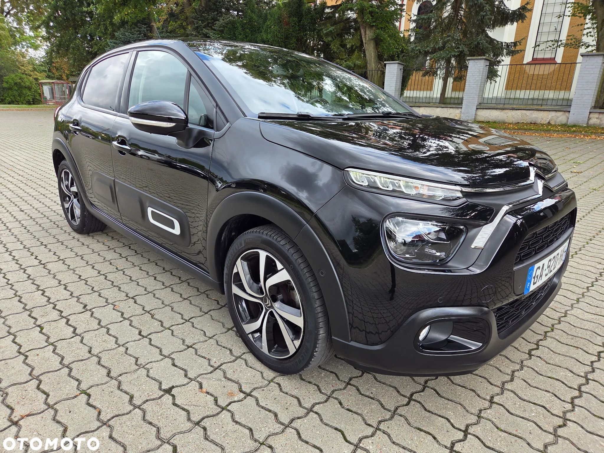Citroën C3 1.2 PureTech GPF Shine S&S EAT6 - 1
