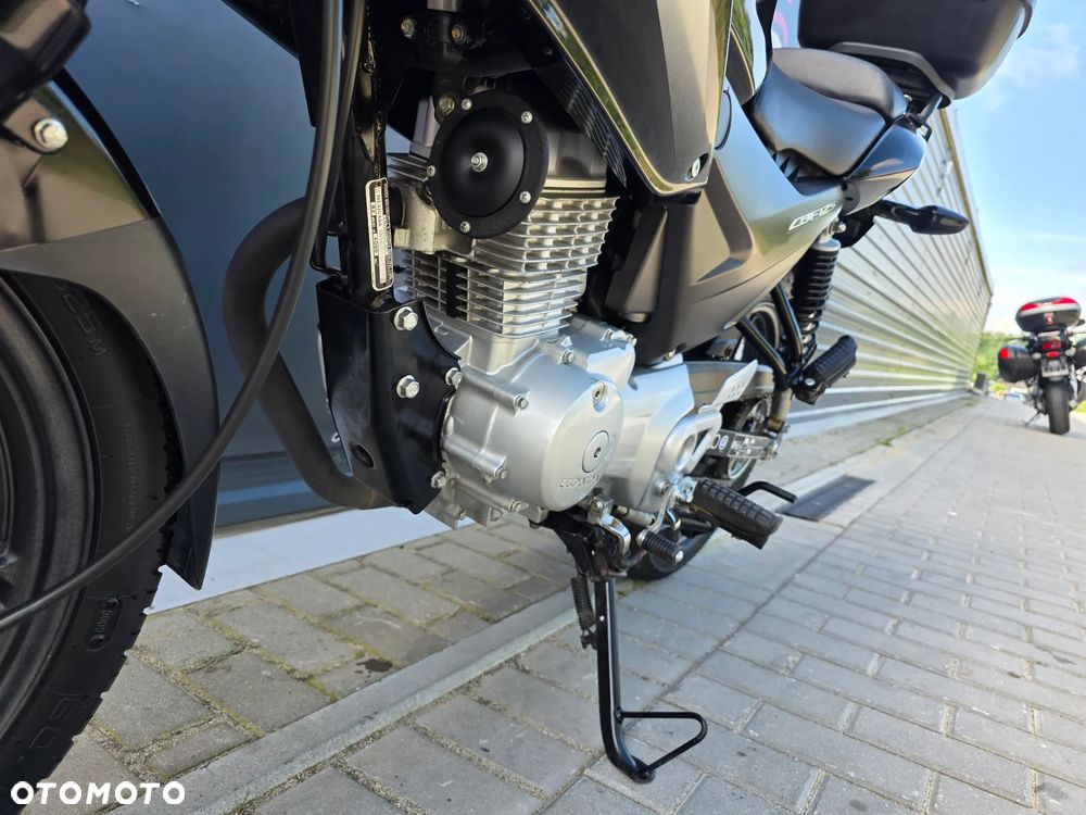 Honda CBF - 27