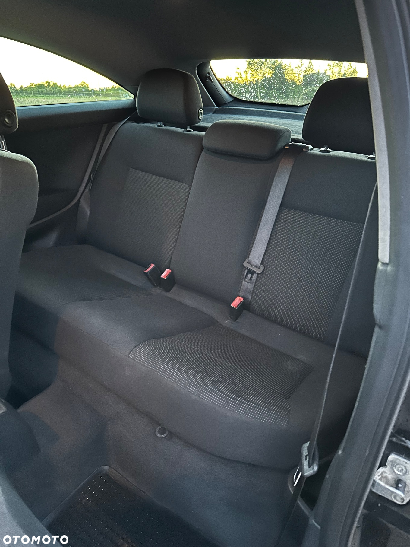 Opel Astra GTC 1.4 - 10