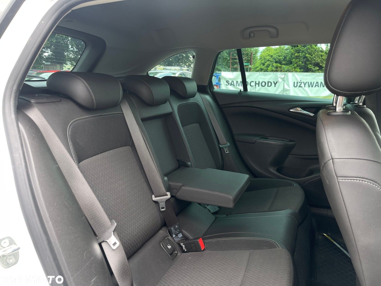 Opel Astra - 18