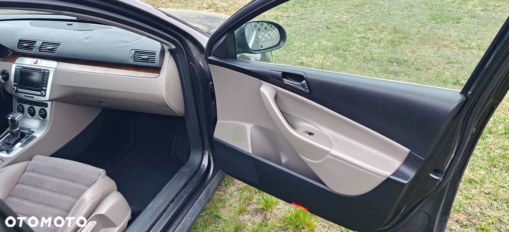 Volkswagen Passat 2.0 TDI DPF Highline DSG - 18