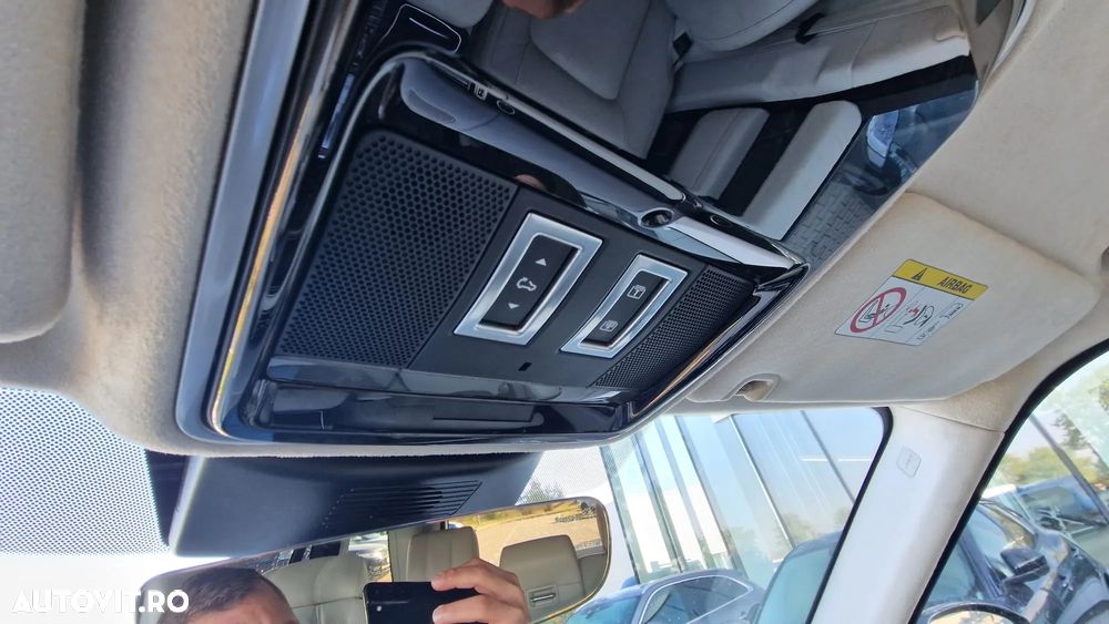 Land Rover Range Rover 4.4 I SDV8 Autobiography - 17