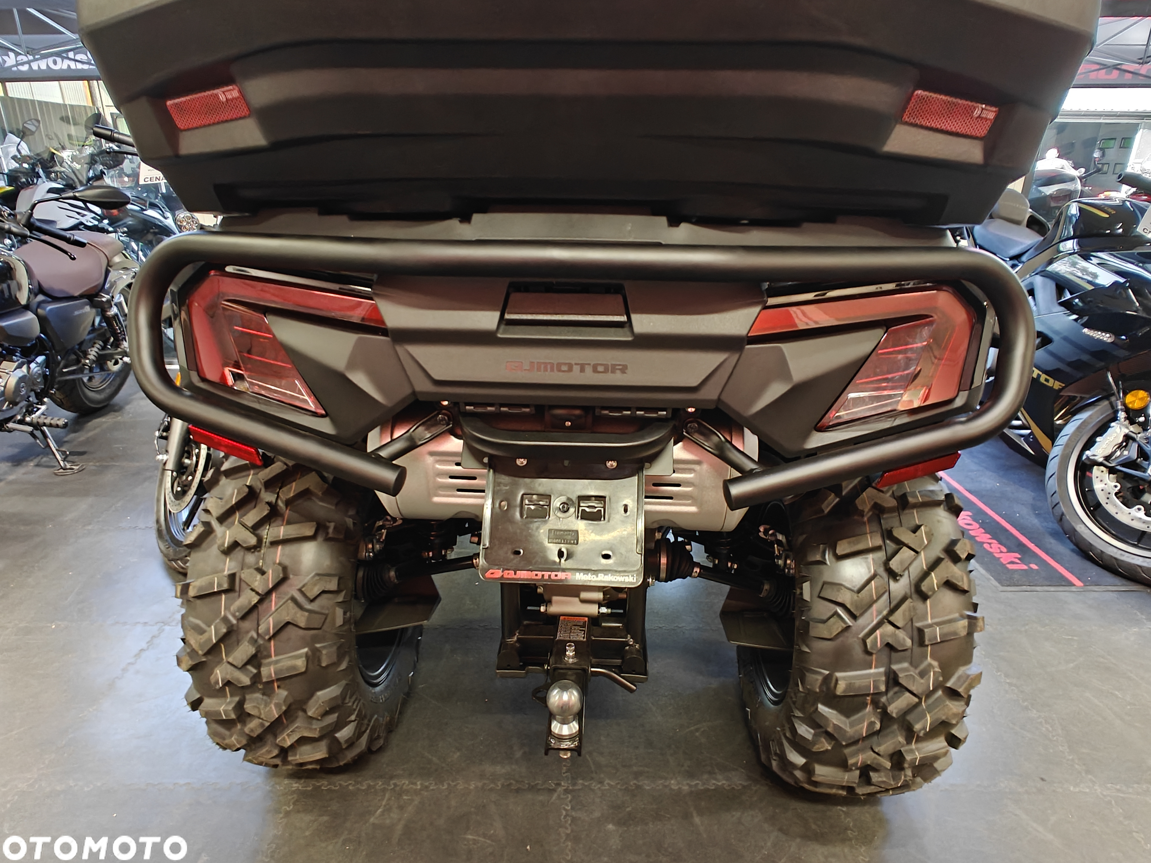 QJMOTOR SFA 1000 - 7