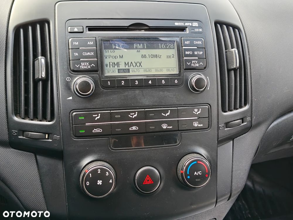 Hyundai i30 1.4 Classic + - 23