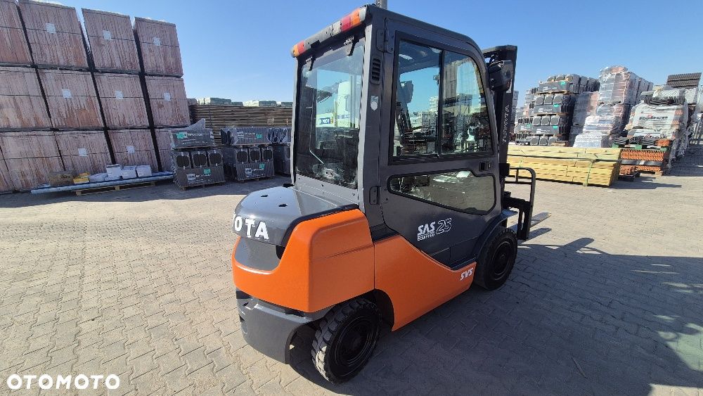 Toyota 02-8FDF25 - 4