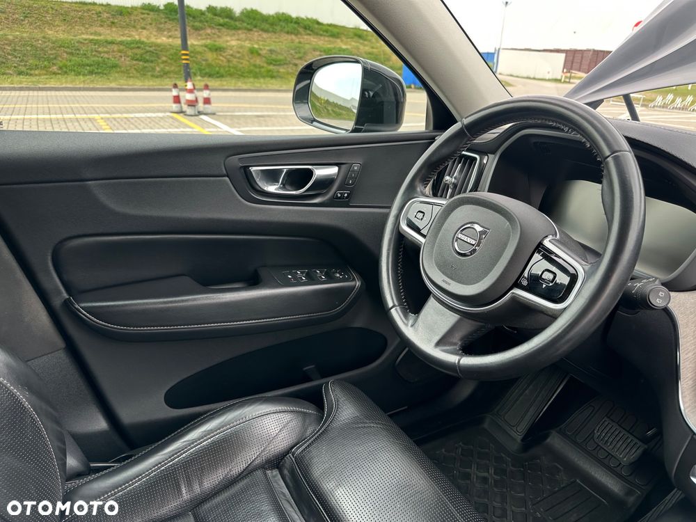 Volvo XC 60 D4 SCR AWD Inscription - 37