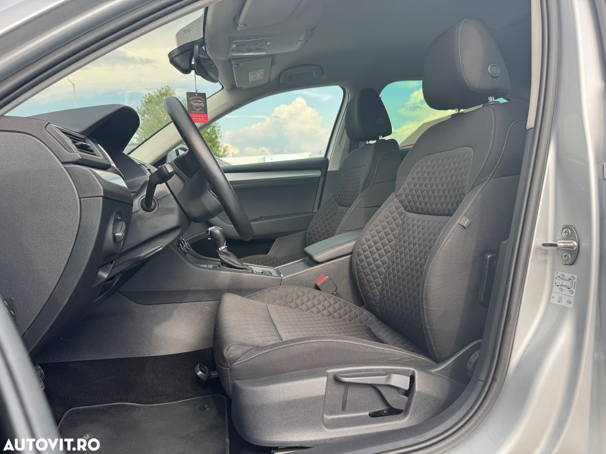 Skoda Superb 2.0 TDI DSG Style - 12