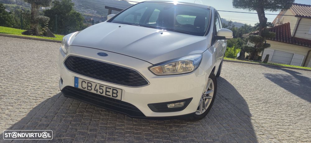Ford Focus - 1