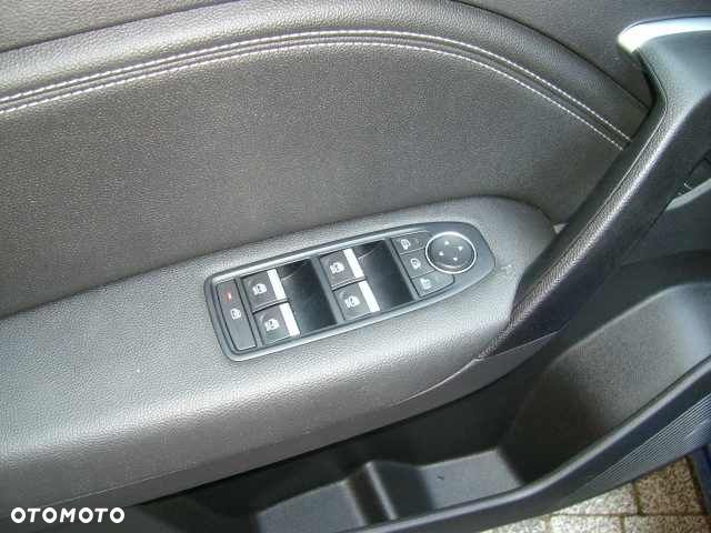 Renault Captur TCe 100 INTENS - 14