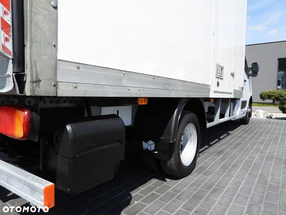 Renault MASTER  KONTENER WINDA 8 PALET TEMPOMAT NAWIGACJA LEDY BLIŹNIACZE KOŁA KLIMATYZACJA  145KM - 18