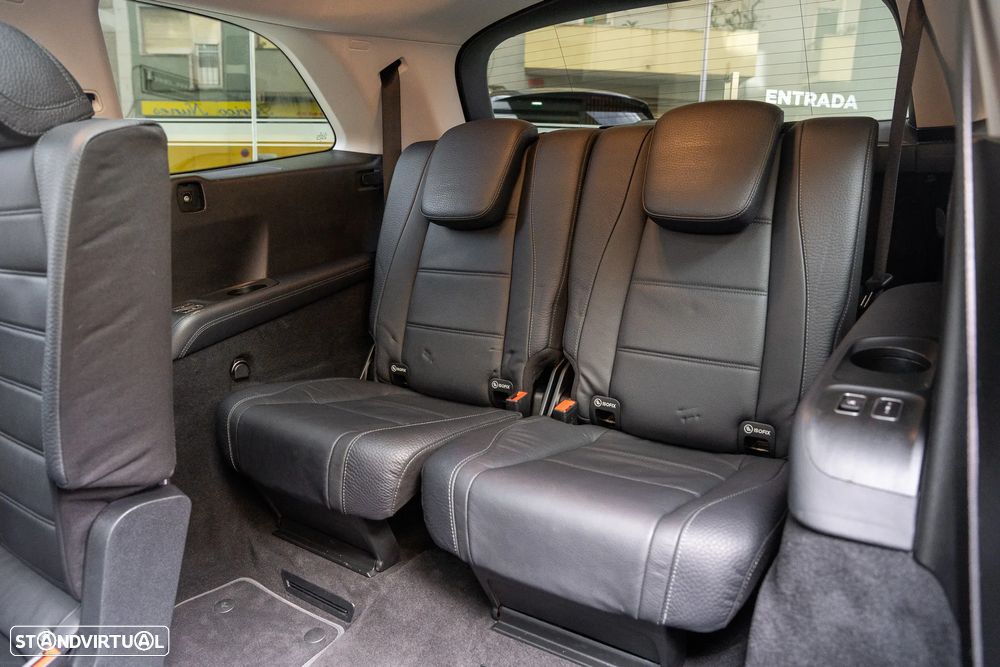 Mercedes-Benz GLS 400 d 4Matic - 32