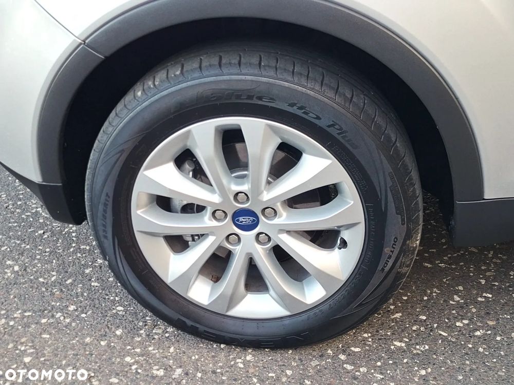 Ford Kuga 2.0 TDCi 2x4 Champions Edition - 13