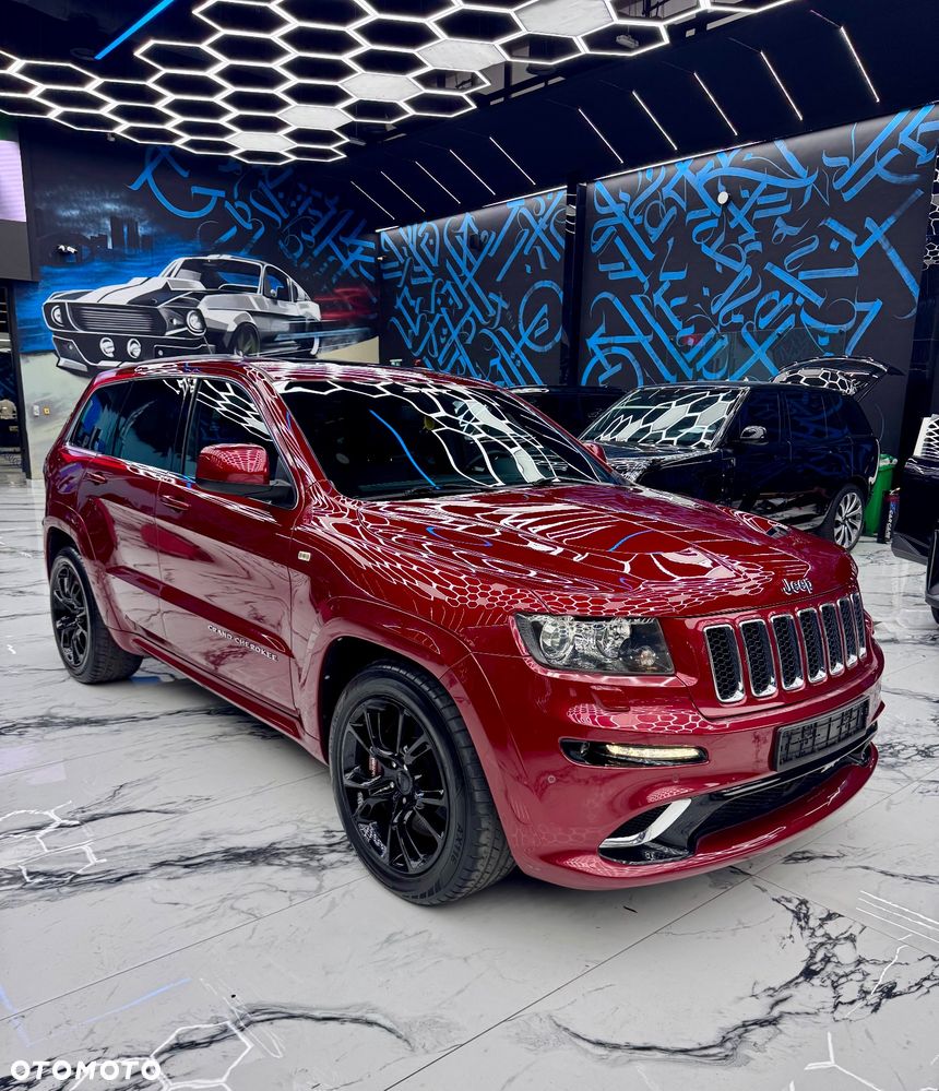 Jeep Grand Cherokee - 1
