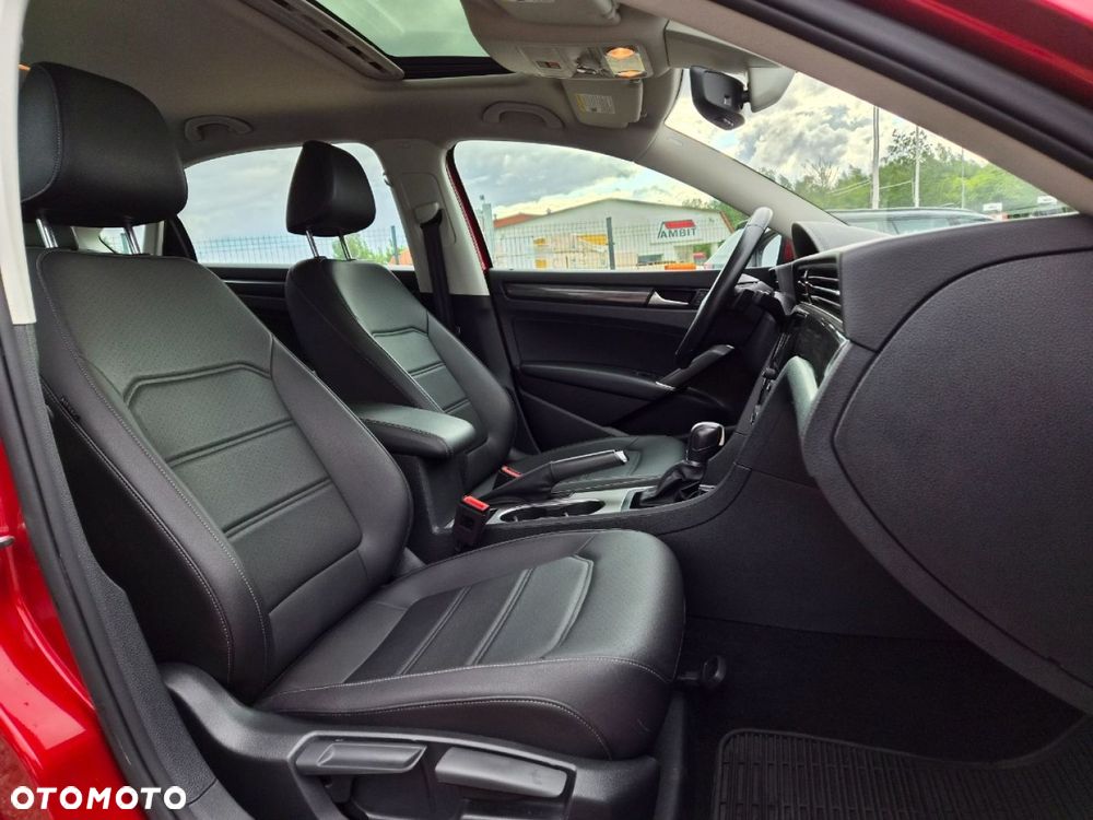 Volkswagen Passat - 23