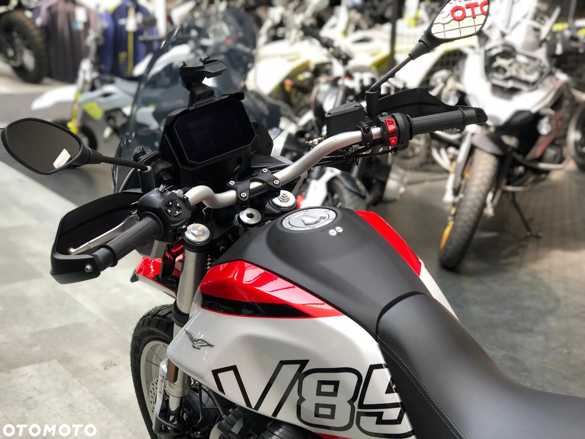 Moto Guzzi 850 - 13