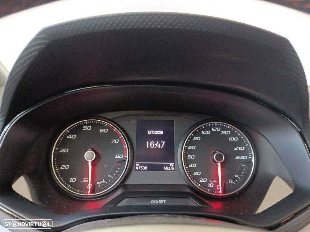 SEAT Arona 1.0 TSI FR - 13