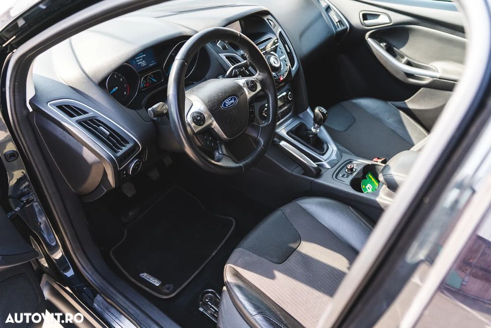 Ford Focus 1.6 EcoBoost Start-Stopp-System Titanium - 19