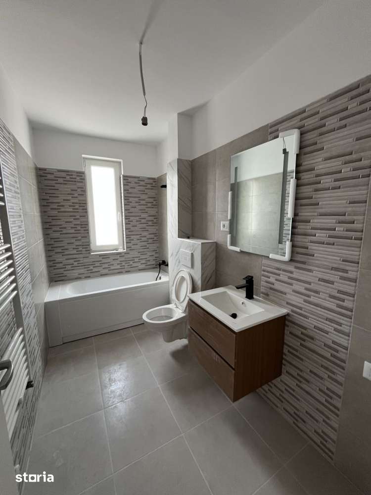 DECOMANDAT, APARTAMENT CU 2 CAMERE, GIROC — fotografia 1