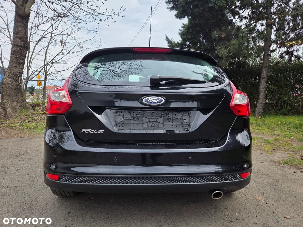 Ford Focus 1.6 EcoBoost Titanium - 11