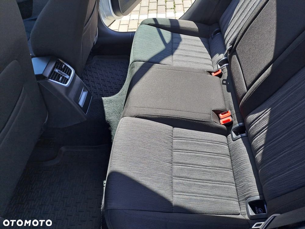 Skoda Octavia 2.0 TDI Style DSG - 9