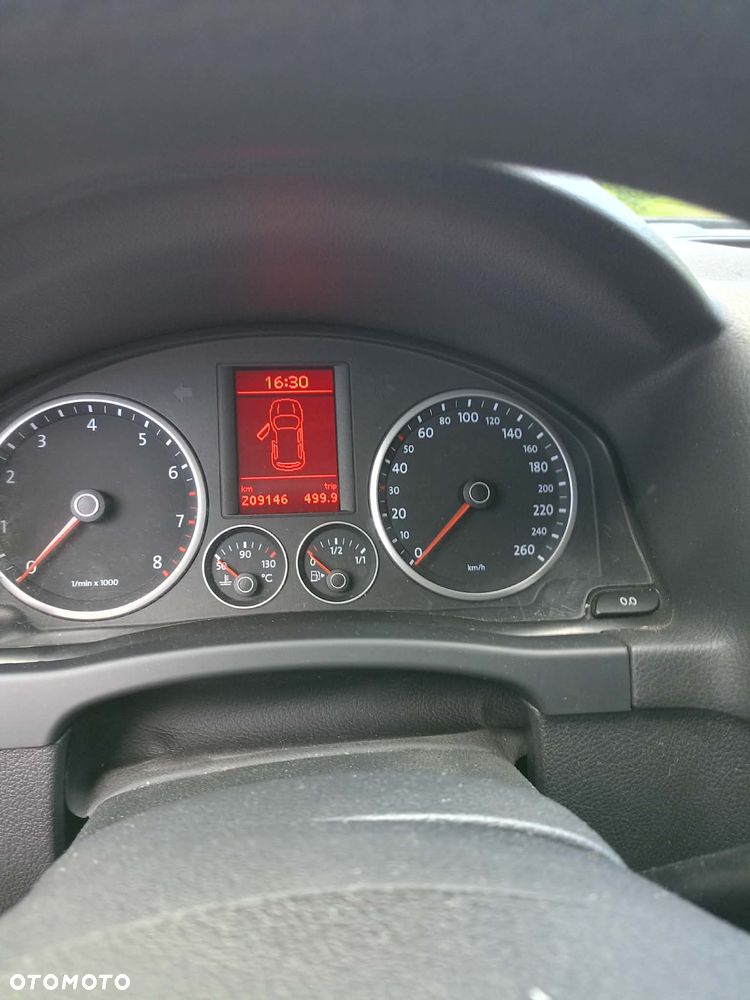 Volkswagen Tiguan 1.4 TSI 4Mot Trend&Fun - 8