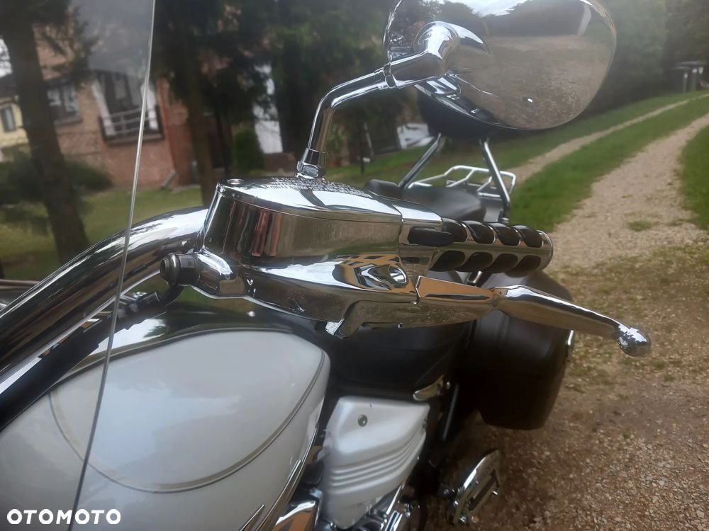 Yamaha Midnight Star - 24