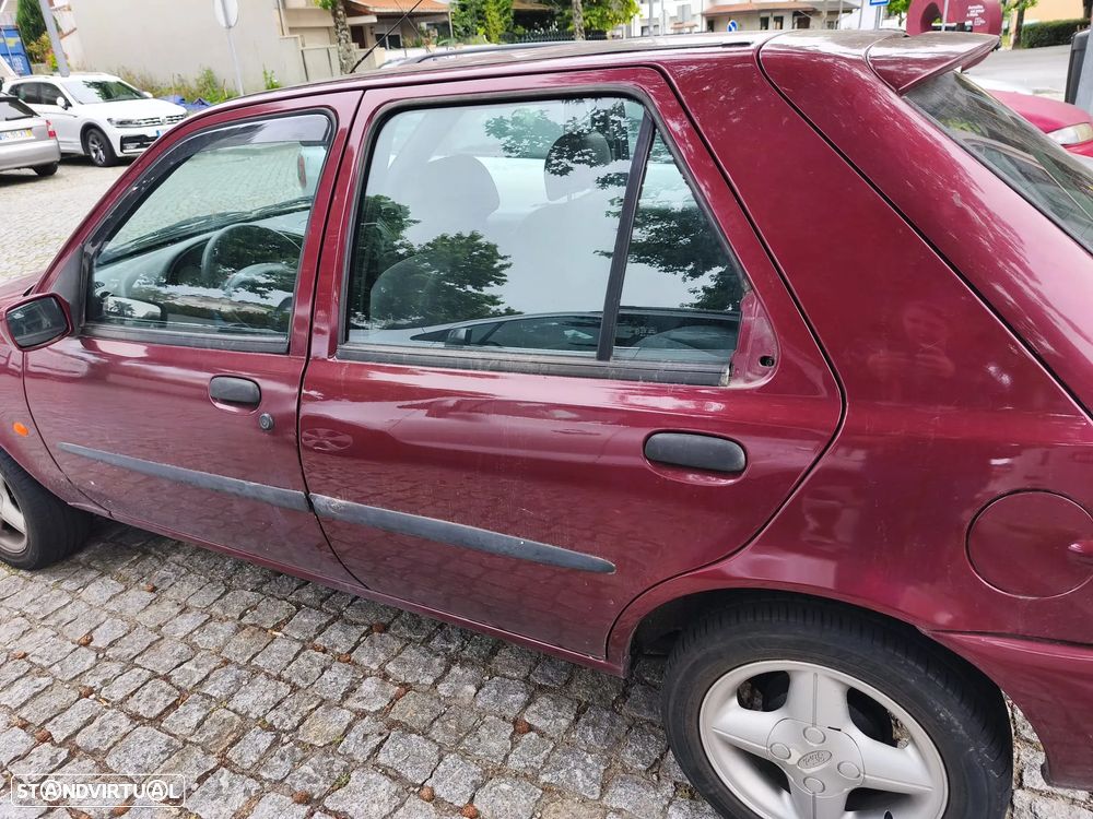 Ford Fiesta 1.25 Studio - 3