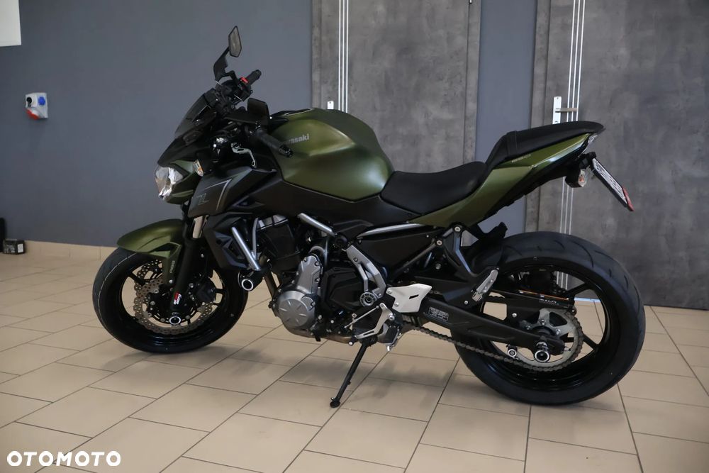 Kawasaki Z 650 - 6