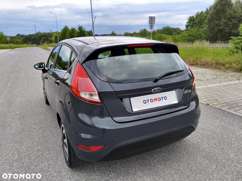 Ford Fiesta - 11
