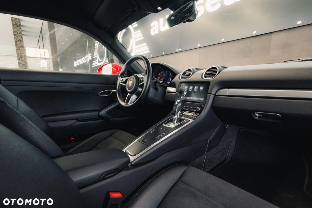 Porsche 718 Cayman GPF PDK - 13