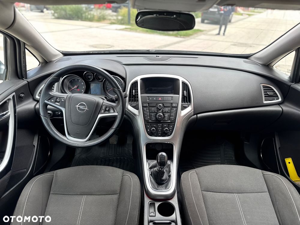 Opel Astra 1.4 T Enjoy - 13