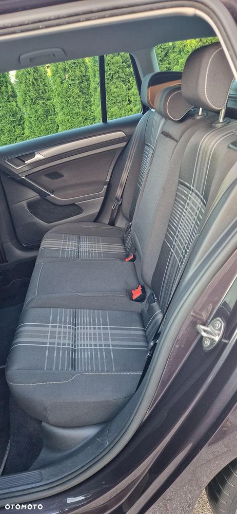 Volkswagen Golf 1.6 TDI BlueMotion Technology Lounge - 29