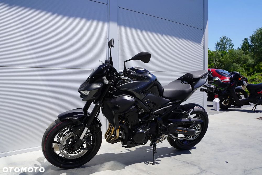 Kawasaki Z 900 - 3