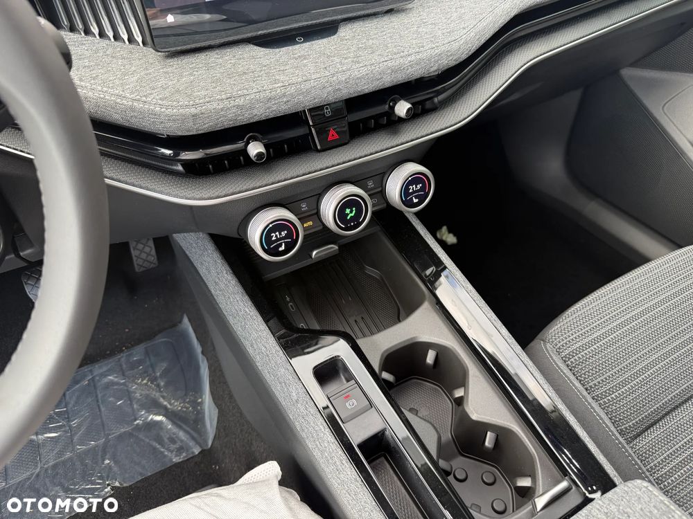 Skoda Superb 2.0 TDI SCR Drive DSG - 17
