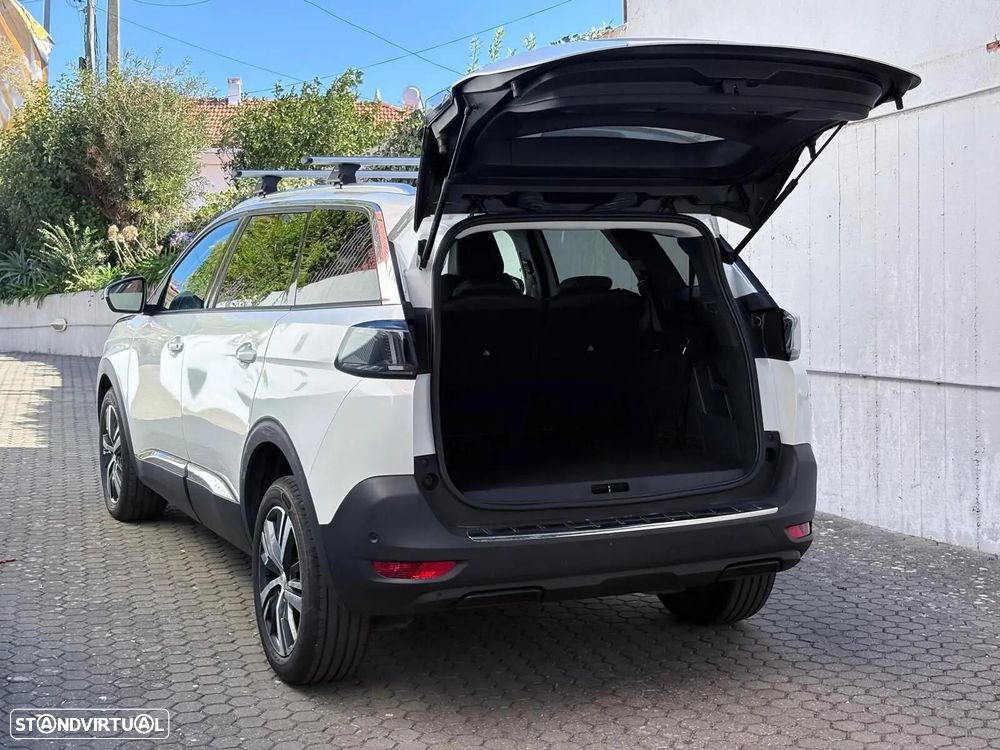 Peugeot 5008 1.2 PureTech Allure EAT8 - 28