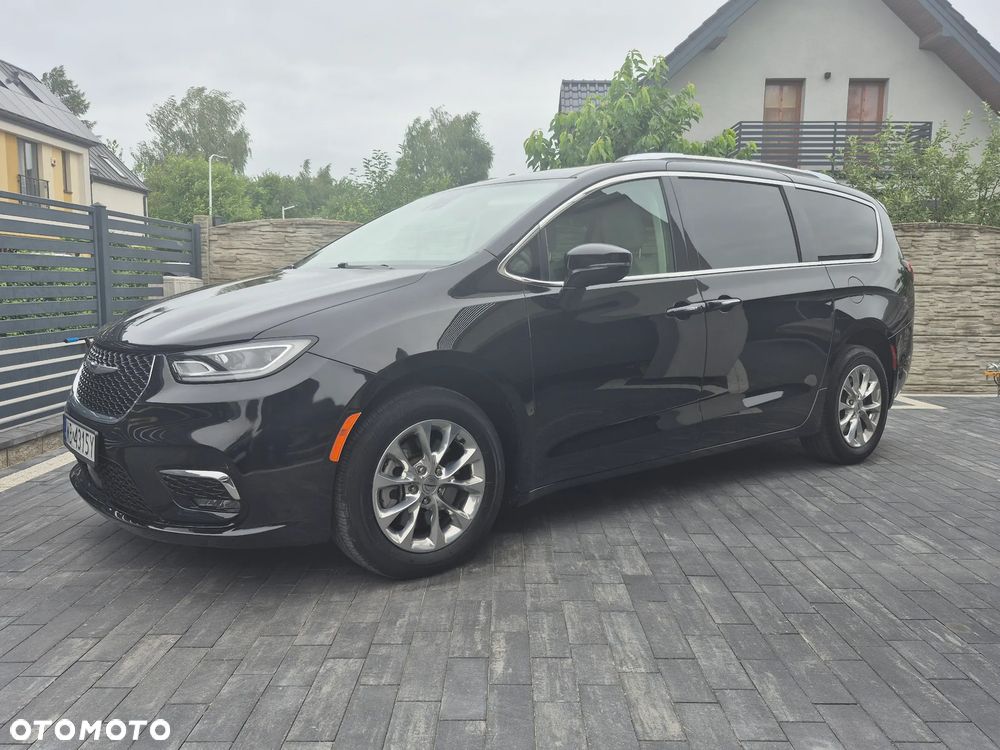 Chrysler Pacifica - 34