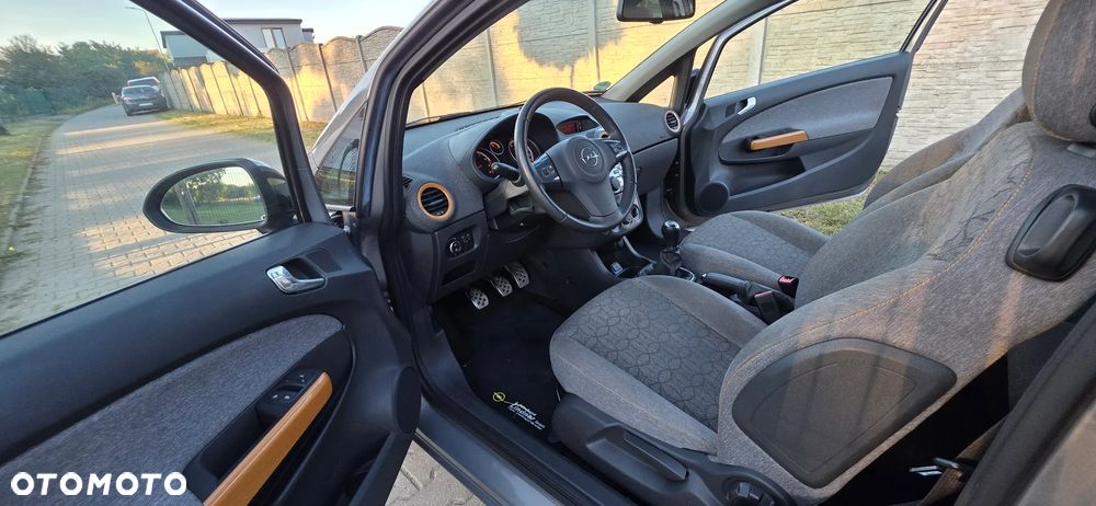 Opel Corsa 1.4 16V EcoFLEX Start-Stop Color Edition - 16