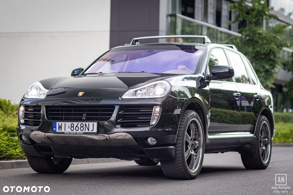 Porsche Cayenne - 4