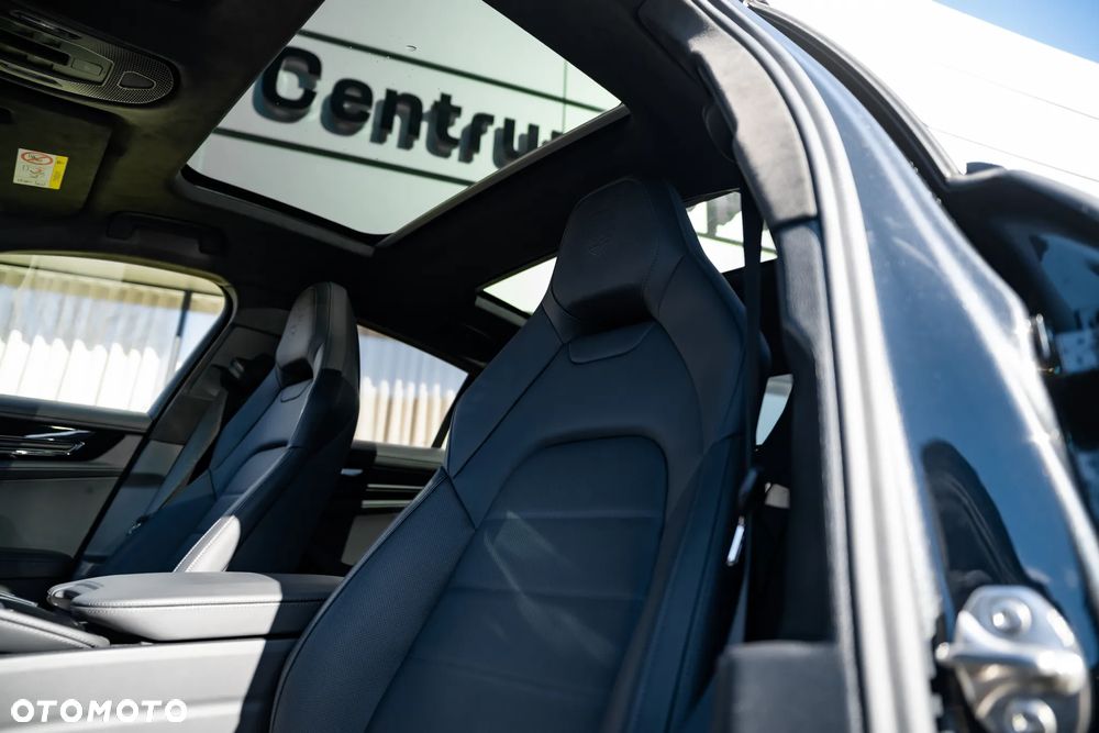 Porsche Panamera - 11