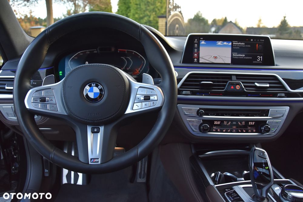 BMW Seria 7 740Ld xDrive sport - 34