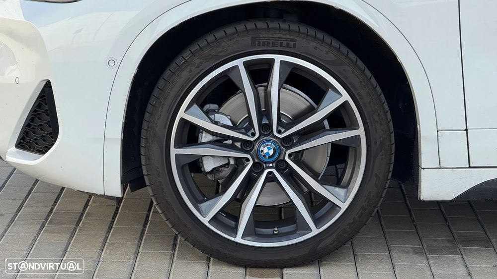 BMW X2 25 e xDrive Pack M - 13