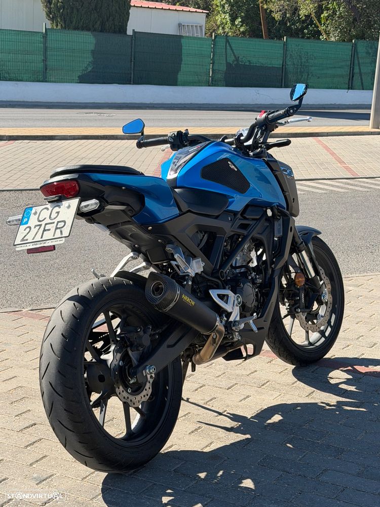 Honda CB 125R - 4