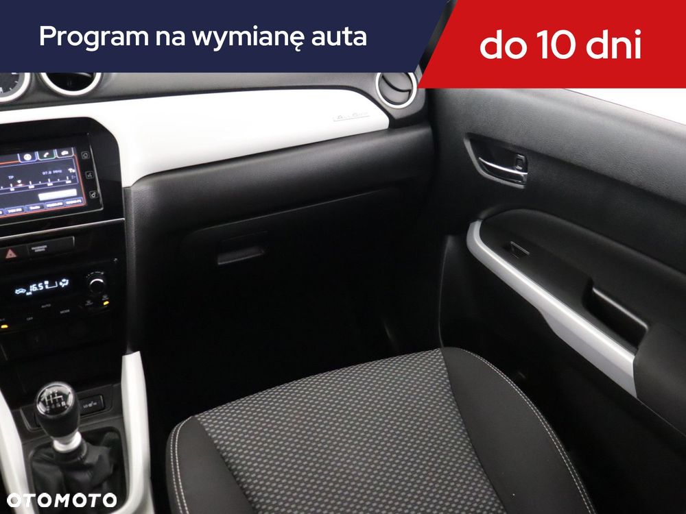 Suzuki Vitara - 10