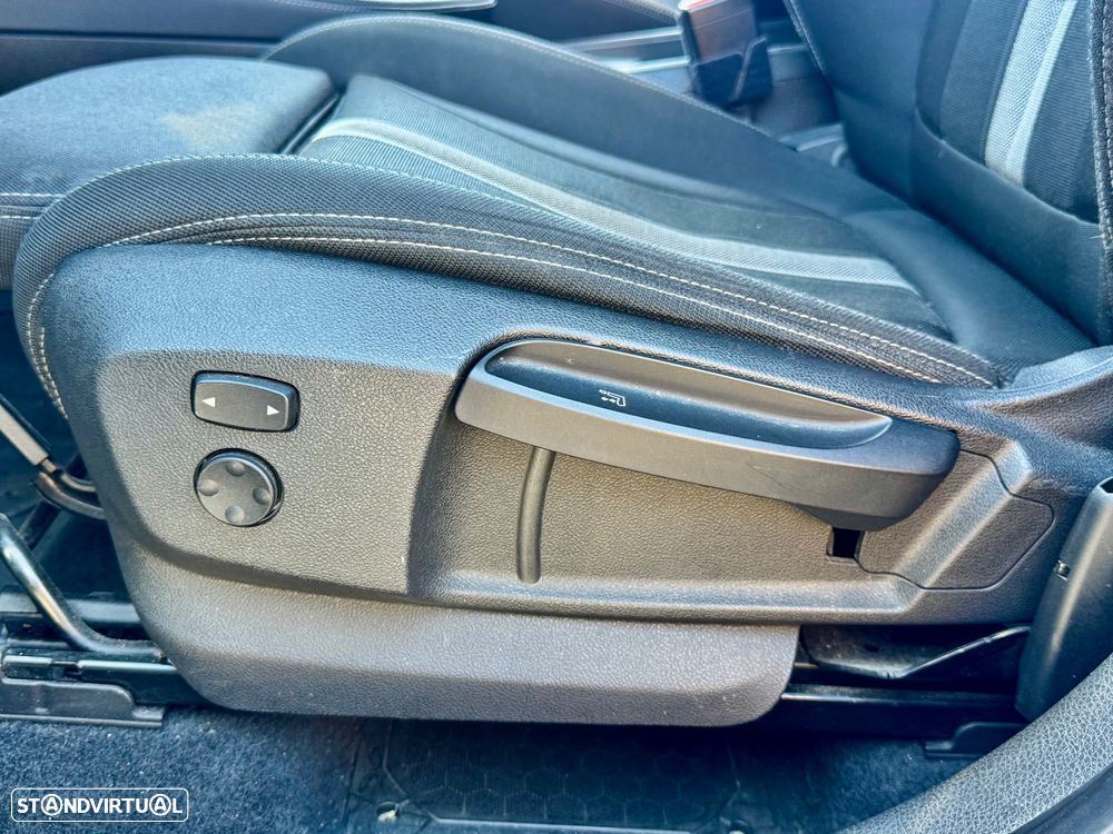 BMW 218 Gran Tourer d 7L Line Sport Auto - 48
