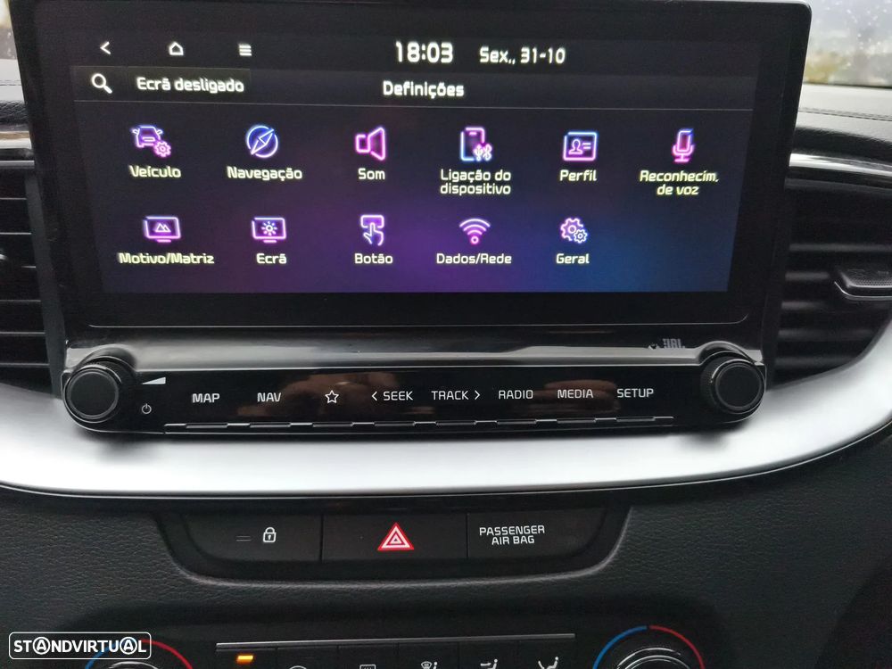 Kia XCeed 1.6 CRDi MHEV Tech - 19