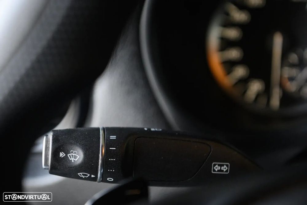 Mercedes-Benz Vito Tourer - 34