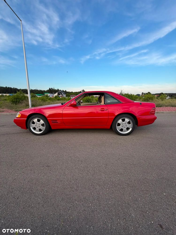Mercedes-Benz SL - 16