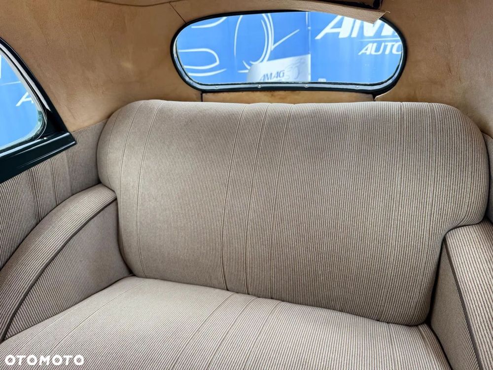 Ford Inny - 12