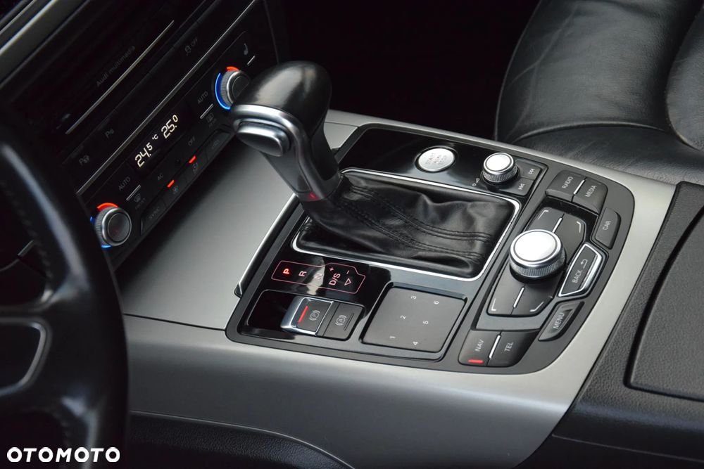 Audi A6 Avant 3.0 TDI DPF multitronic - 13