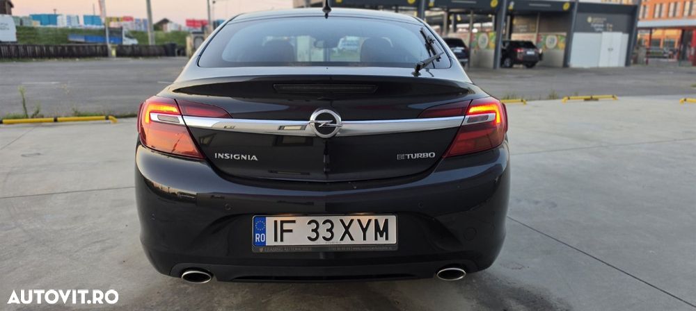 Opel Insignia - 2